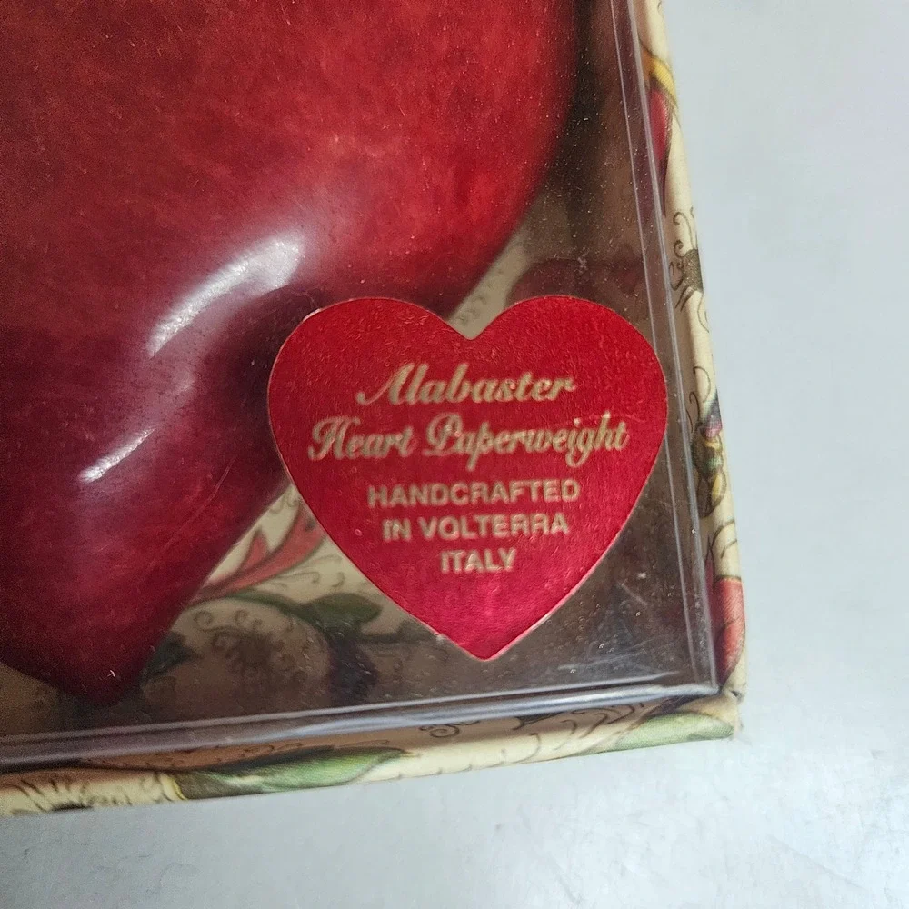 Ducceschi Red Alabaster Heart Paperweight Hand Carved Volterra Italy With Box